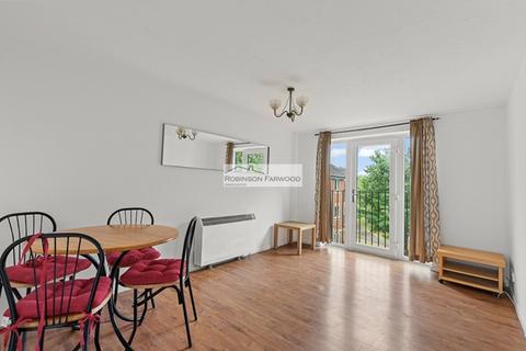 Burket Close, Norwood Green UB2 5NU 1 bed flat for sale