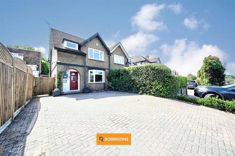 Tring Road, Dunstable 3 bed semi