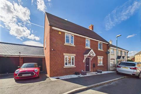 Stearman Road, Brockworth... 4 bed detached house for sale