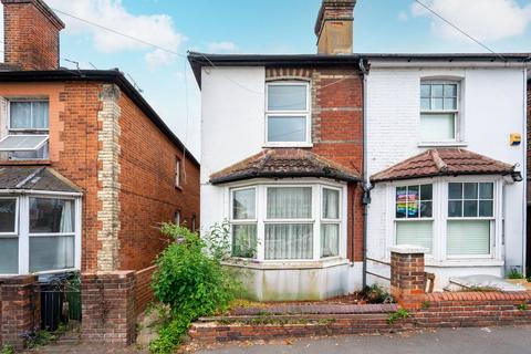 Guildford Park Road, Guildford, GU2 2 bed semi