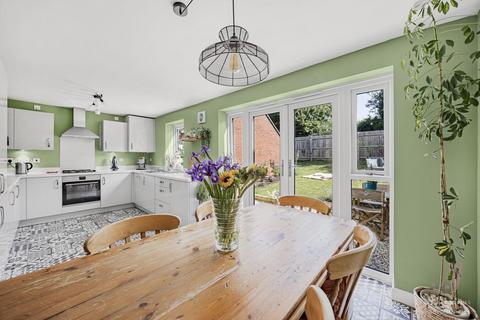 Great Oldbury Drive, Stonehouse GL10 4 bed detached house for sale