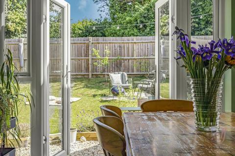 Great Oldbury Drive, Stonehouse GL10 4 bed detached house for sale