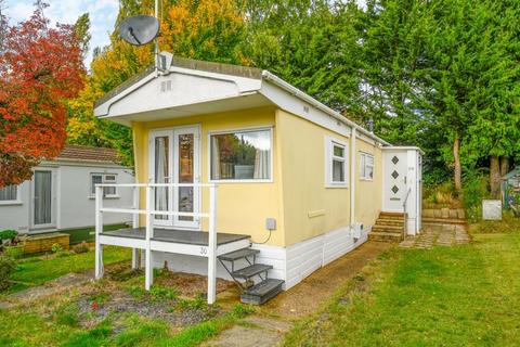 Rose Park, Row Town KT15 1 bed park home for sale