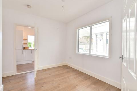 Slindon Avenue, Peacehaven BN10 3 bed detached bungalow for sale