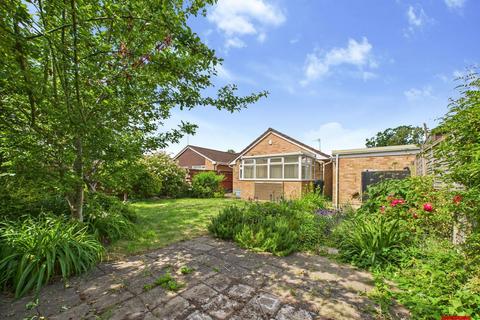 Newent Lane, Gloucester GL19 3 bed detached bungalow for sale
