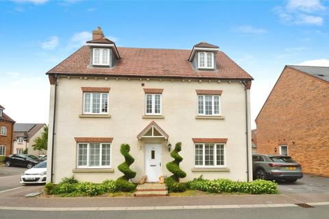 Cotts Field, Aylesbury HP17 5 bed detached house for sale