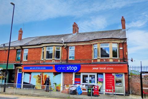 Kirton Park Terrace, north shields... 4 bed flat for sale