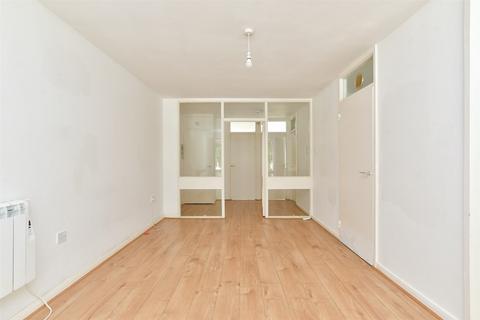 St. Peter's Park Road, Broadstairs, Kent 2 bed apartment for sale