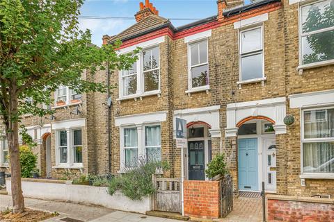 Avarn Road, Tooting Broadway, SW17 2 bed maisonette for sale