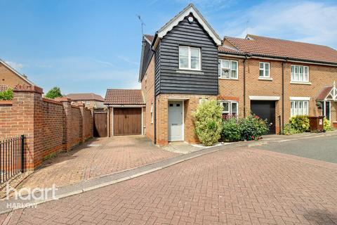 Whieldon Grange, Harlow 3 bed link detached house for sale