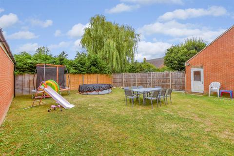 Chartwell Road, Ashford TN25 4 bed detached house for sale