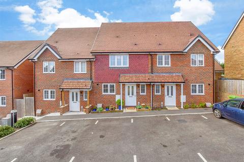 Lasius Drive, Maidstone ME17 3 bed terraced house for sale
