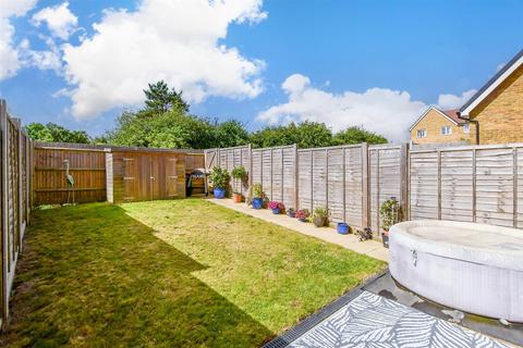 Lasius Drive, Maidstone ME17 3 bed terraced house for sale