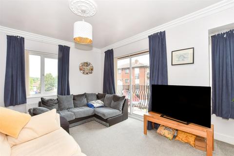 Laurel House, Haywards Heath RH16 2 bed flat for sale