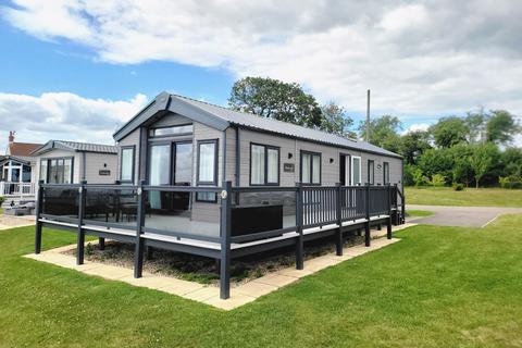 Helsey Farm Park, Hogsthorpe PE24 2 bed lodge for sale