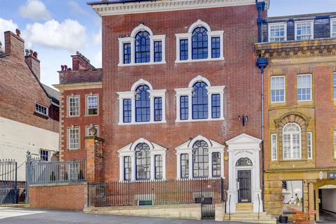 Low Pavement, Nottingham NG1 1 bed apartment for sale