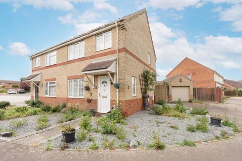 Rio Close, Lowestoft 3 bed semi