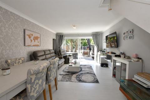 Latimer Drive, Steeple View... 3 bed terraced house for sale