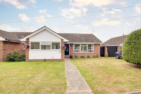 Adur Avenue, Worthing BN13 2 bed detached bungalow for sale