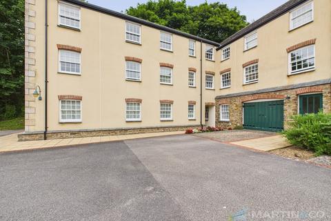 Yew Tree Court 2 bed apartment for sale
