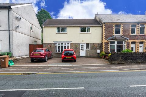 St Mary Street, Risca, Newport. NP11 3 bed semi