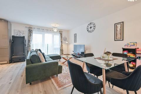 Sydney Road, Watford, WD18 2 bed flat for sale