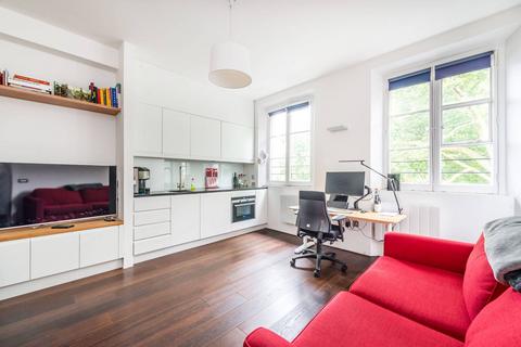 Westbourne Terrace, Bayswater... 1 bed flat for sale