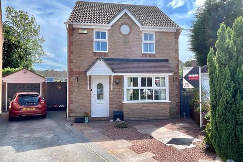Holme Farm Close, Great Coates... 3 bed detached house for sale