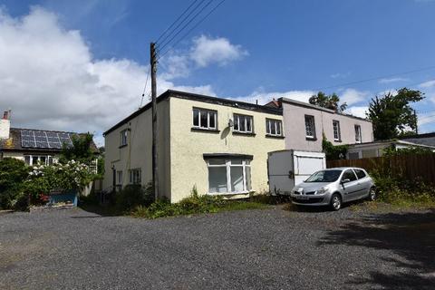 Burwood, Bow, Crediton 2 bed flat for sale