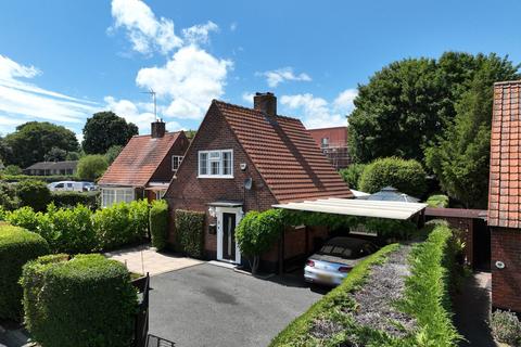 Peartree Lane, Welwyn Garden City, AL7 2 bed chalet for sale