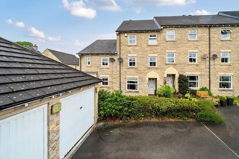 Odile Mews, Eldwick, Bingley, BD16 3QL 3 bed townhouse for sale
