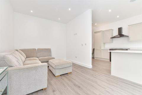 Hawkhurst Road, Cranbrook TN17 3 bed detached house for sale