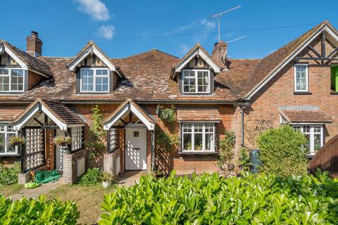 The Village, Salisbury SP5 3 bed terraced house for sale