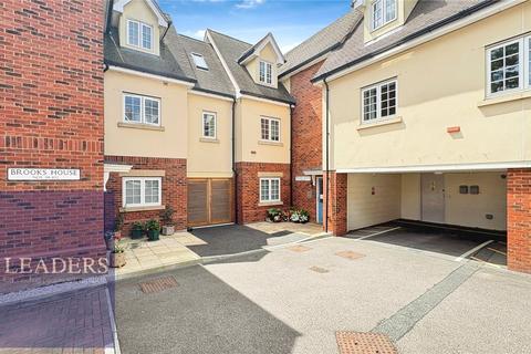 Dame Mary Walk, Halstead, Essex 2 bed apartment for sale