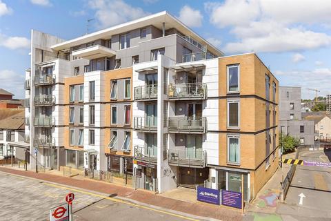 19 Whytecliffe Road South, Purley CR8 1 bed apartment for sale