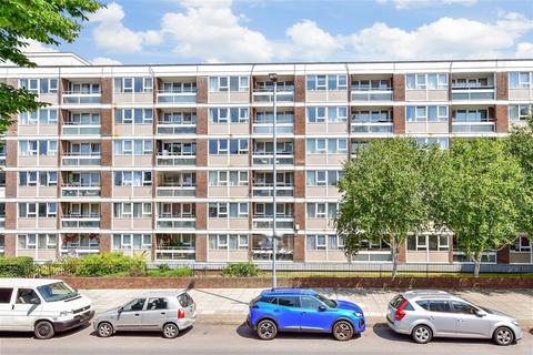 Roslyn House, Southsea PO5 1 bed flat for sale