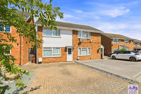 Cardens Road, Cliffe Woods, Rochester 2 bed house for sale