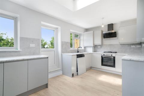 Beverley Gardens, Wembley 5 bed terraced house for sale
