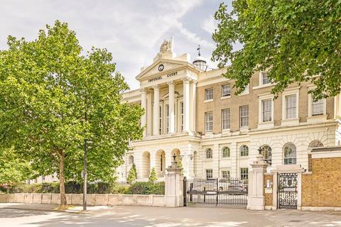Kennington Lane, London SE11 3 bed flat for sale