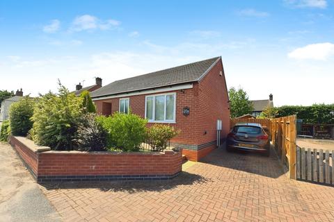 The Crest, Linton, Swadlincote... 2 bed bungalow for sale