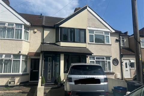 Southcote Avenue,  Middlesex,  TW13 2 bed terraced house for sale