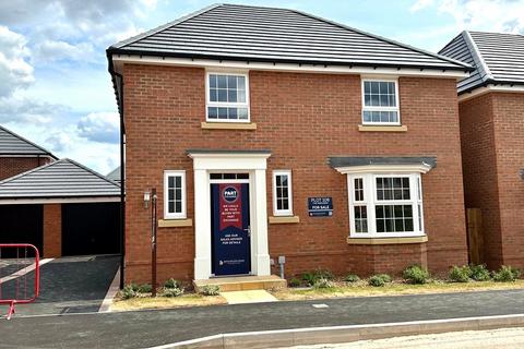 Straw Close, Nuneaton, CV11 4 bed detached house for sale