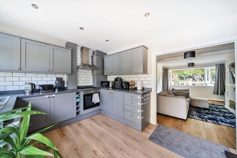 Chilberton Drive, Redhill RH1 3 bed end of terrace house for sale