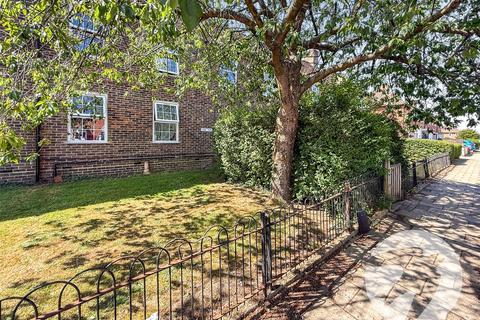 Castleton Road, London, SE9 2 bed flat for sale