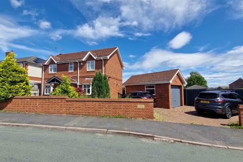 The Avenue, Blythe Bridge ST11 3 bed detached house for sale