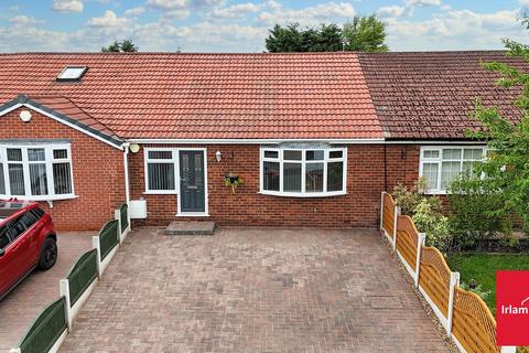 Ratcliffe Avenue, Irlam, M44 3 bed bungalow for sale