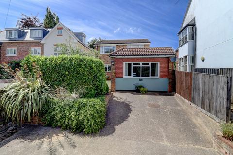 Amersham Road, Buckinghamshire HP13 4 bed detached house for sale