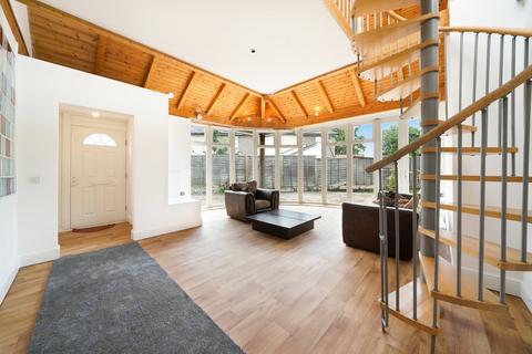 Sydenham Road, Croydon, CR0 2 bed detached house for sale