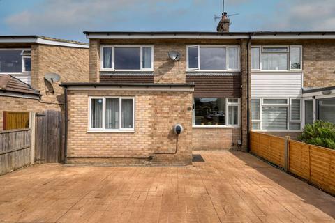 Douglas Road, Reading RG4 5 bed end of terrace house for sale