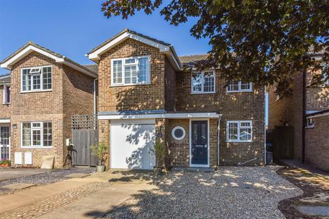 Cherry Avenue, Yapton 4 bed detached house for sale
